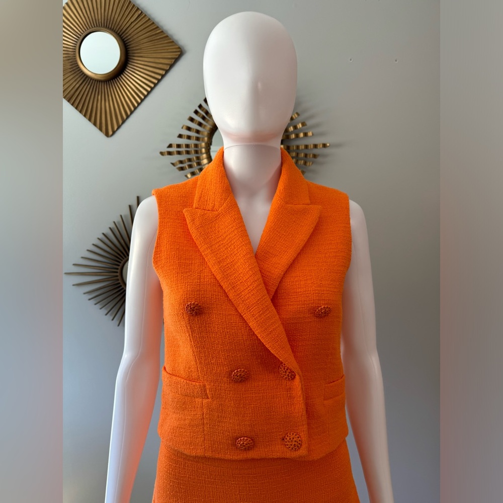 Zara - Orange Textured Vest/Mini Skirt Set - Picture 6 of 13